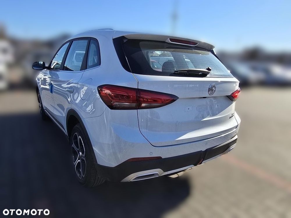 MG ZS 1.5 HEV+ Excite - 6