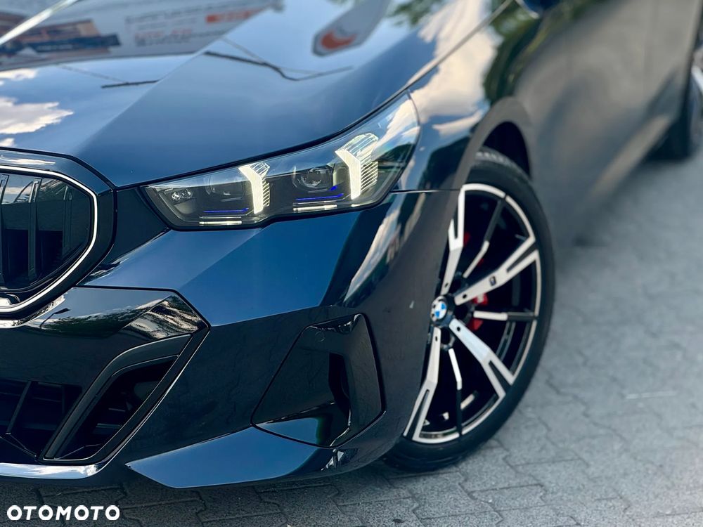BMW Seria 5 520d xDrive mHEV M Sport - 9
