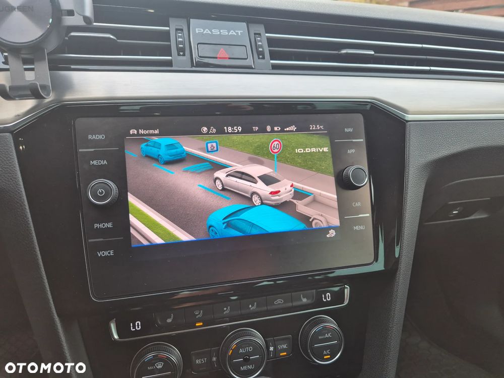 Volkswagen Passat 2.0 TDI Elegance DSG - 8