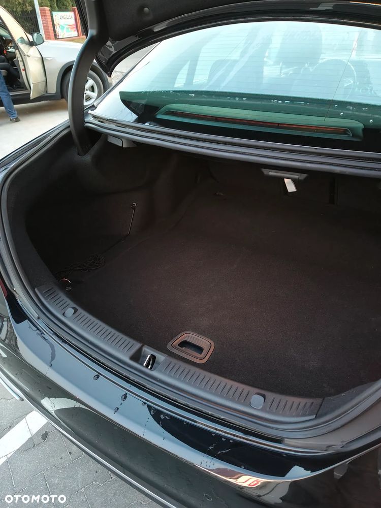 Mercedes-Benz Klasa E 220 d 4-Matic Avantgarde - 17
