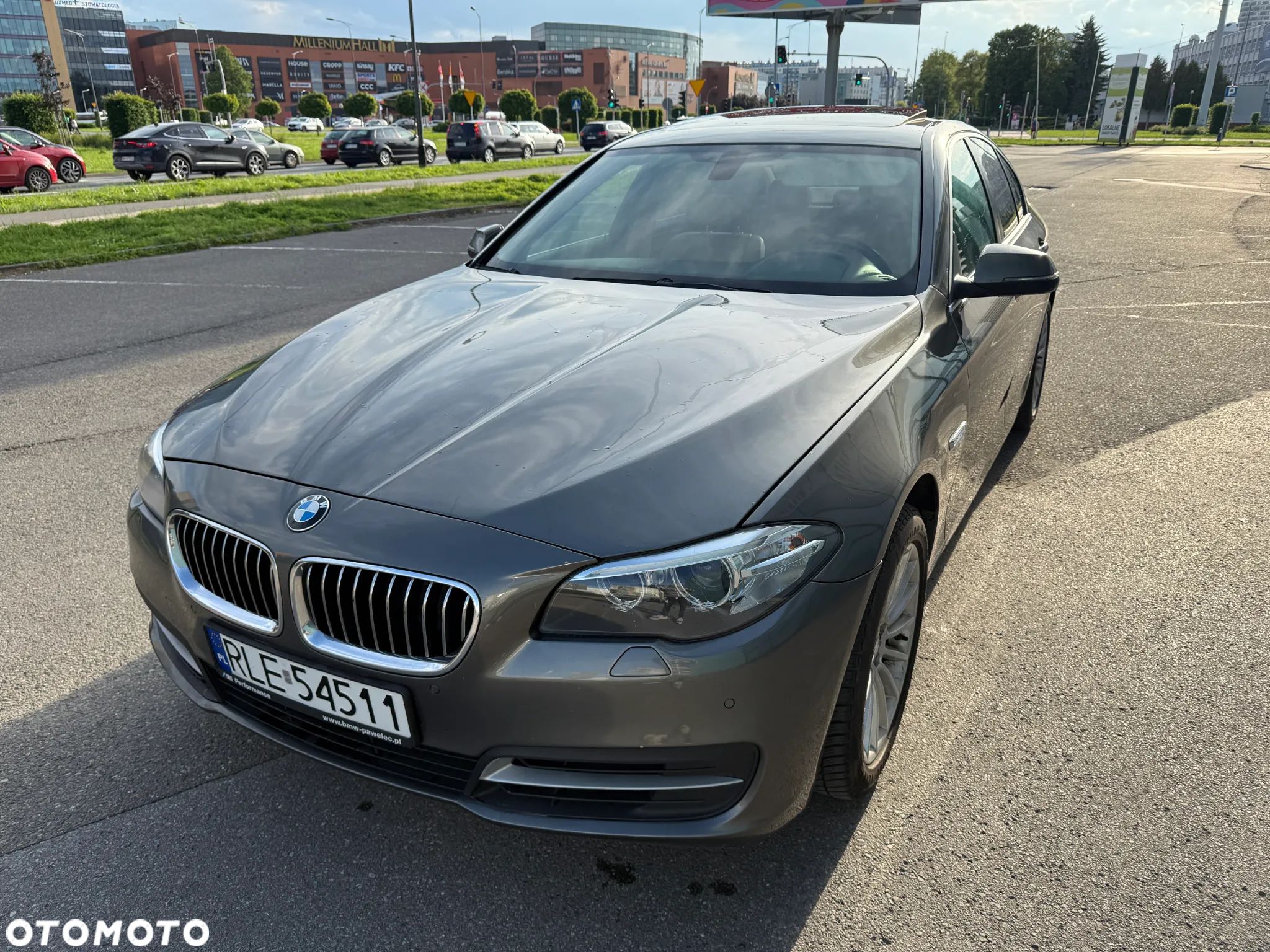 BMW Seria 5 518d - 1