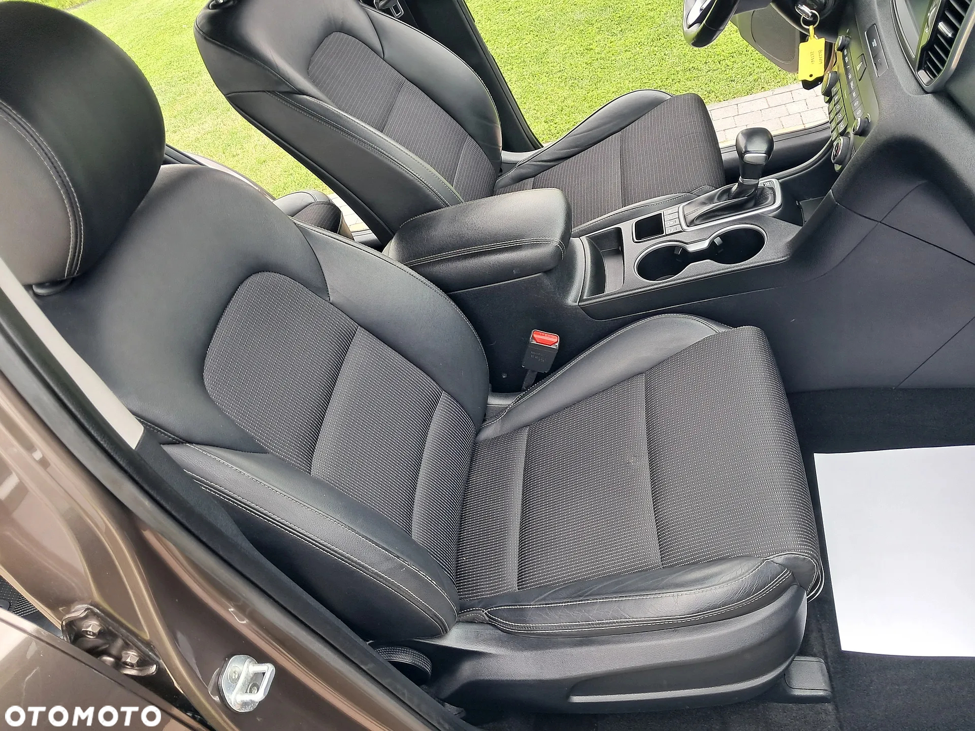 Kia Sportage - 10