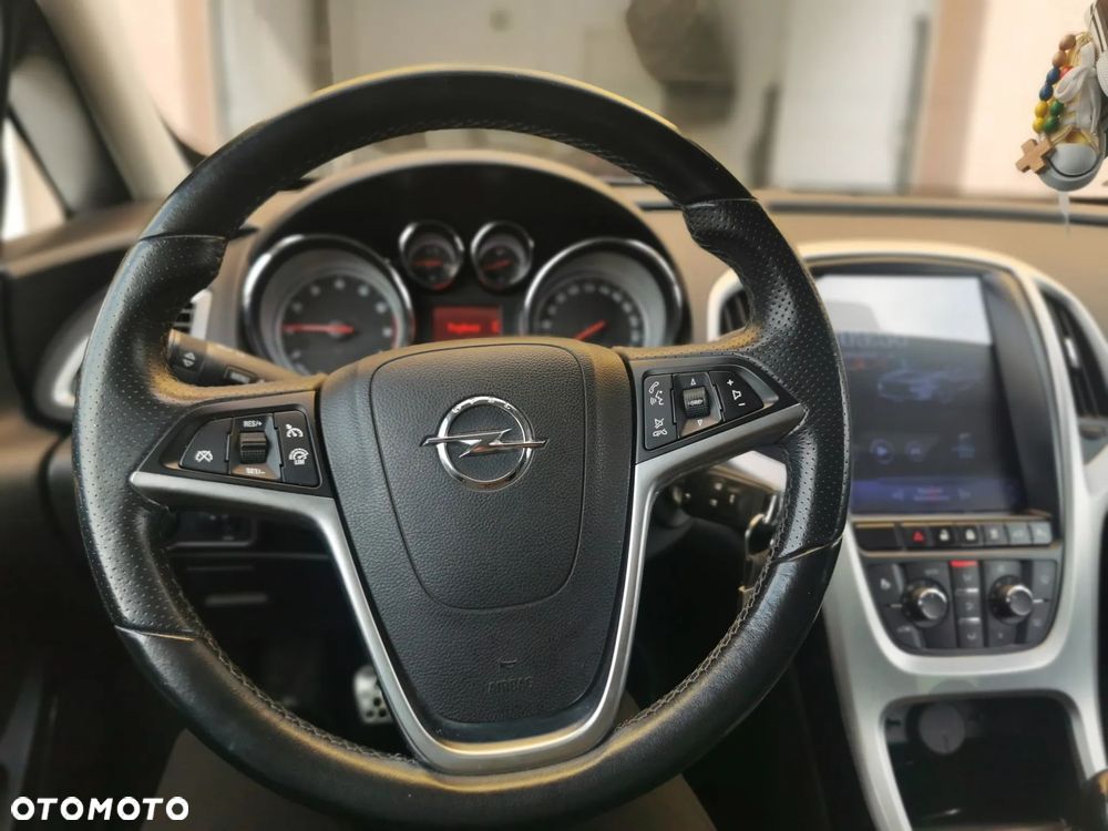 Opel Astra 1.6 Turbo Edition - 8