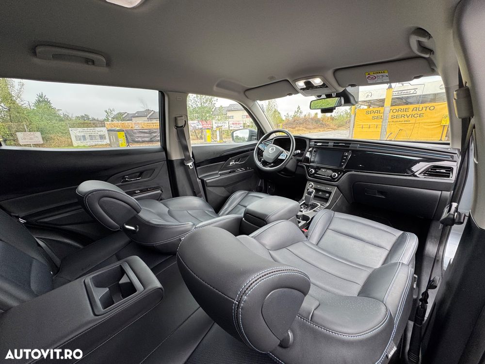 SsangYong Korando e-Motion 61.5 kW Premium - 23