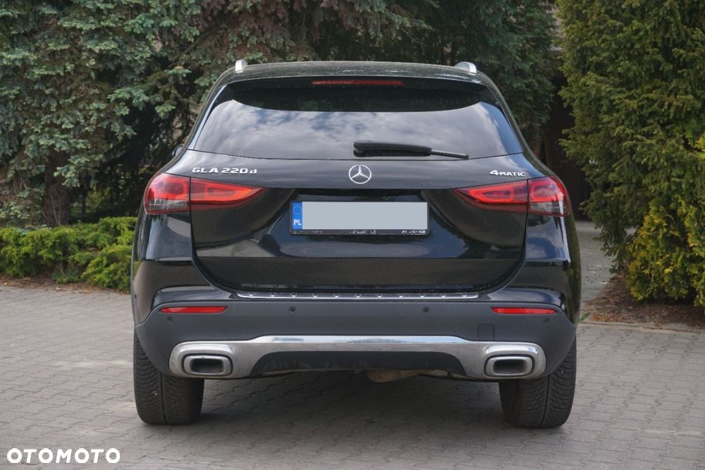 Mercedes-Benz GLA 220 d 4-Matic Progressive 8G-DCT - 7