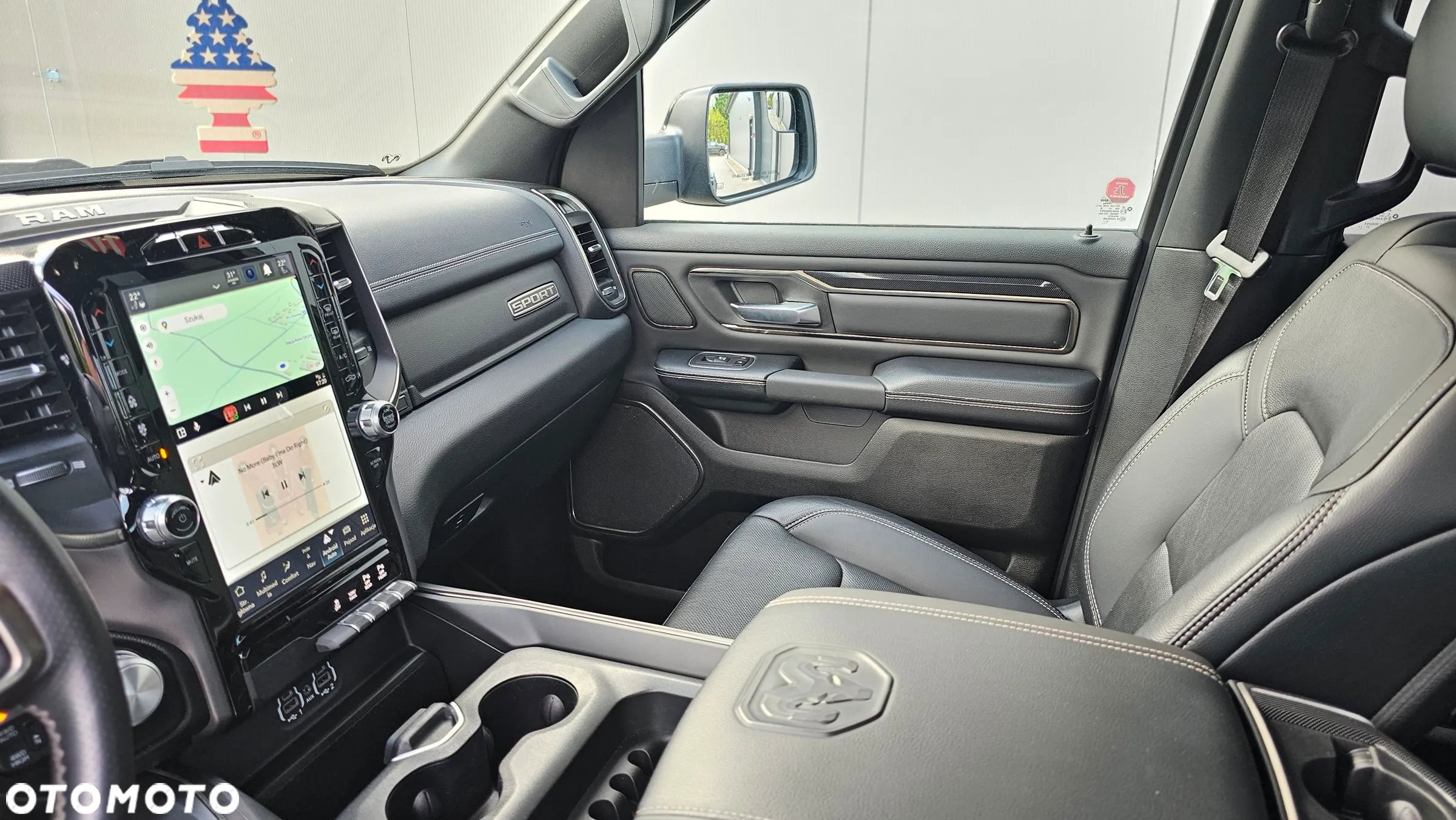 Dodge RAM 1500 5.7 4x4 - 12