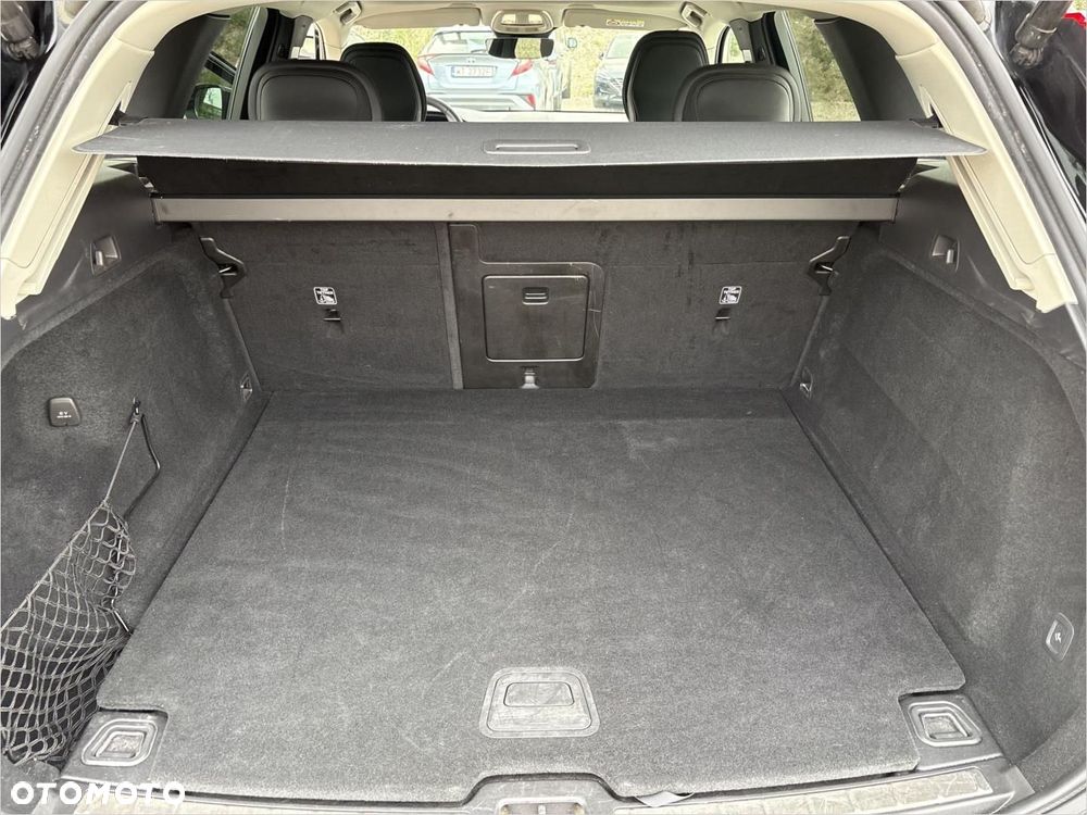 Volvo XC 60 B4 D AWD Core - 17