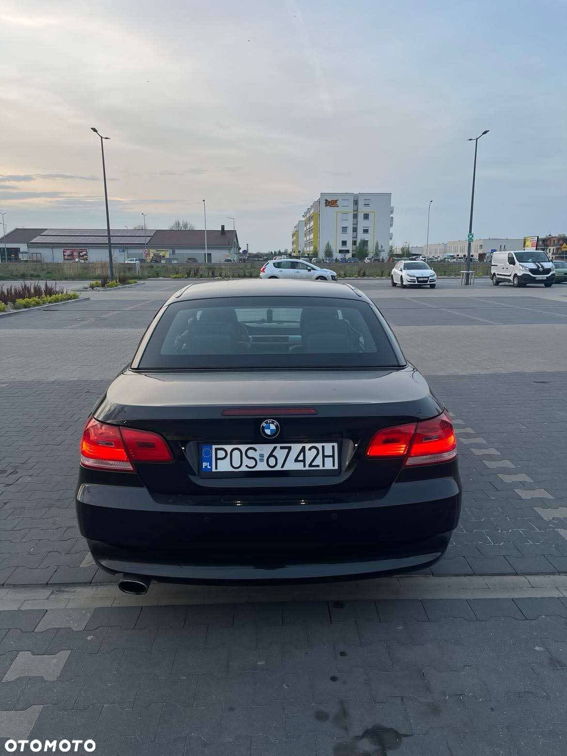 BMW Seria 3 320i - 7