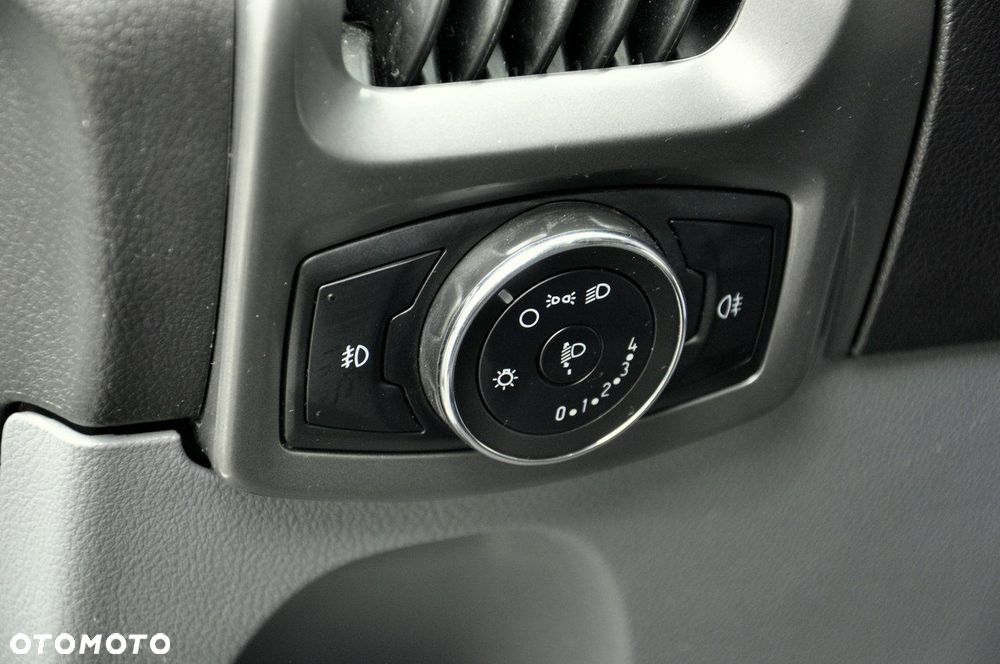 Ford Transit Custom - 19