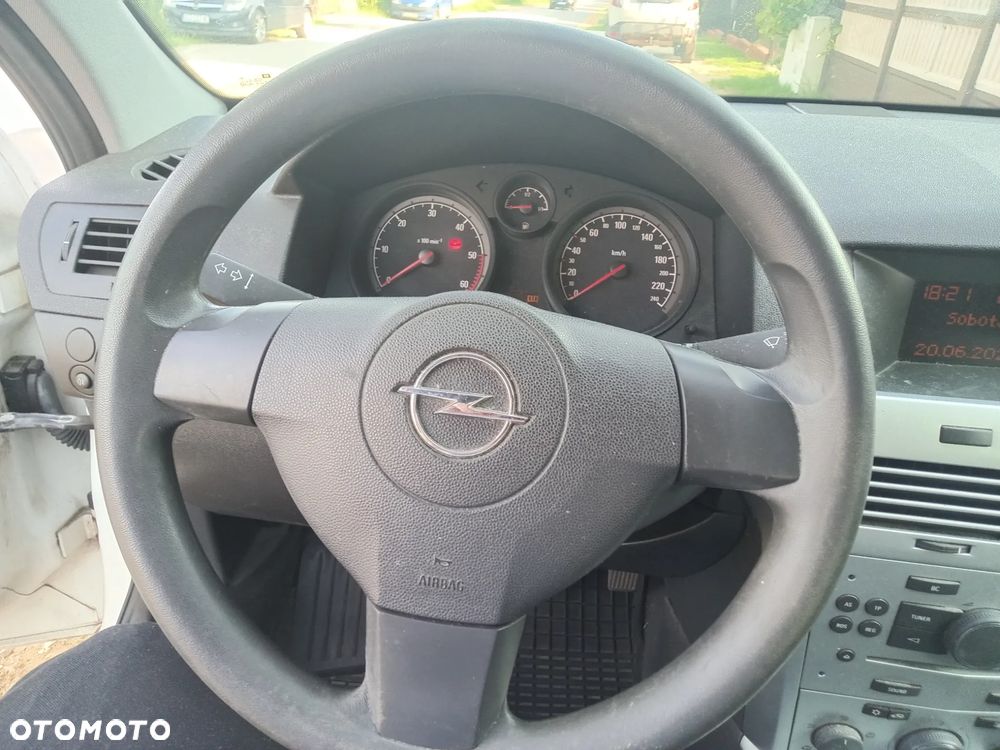 Opel Astra 1.7 CDTI EU5 - 14