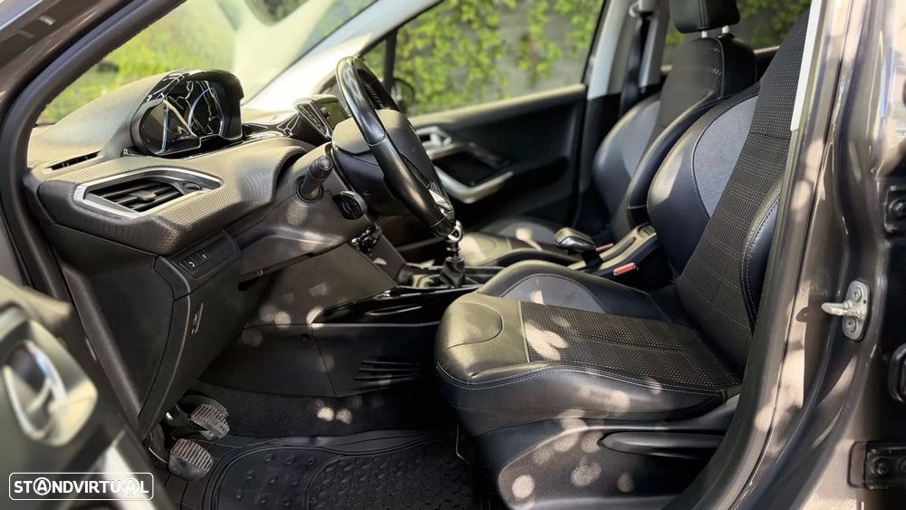 Peugeot 2008 BlueHDi 100 Allure - 5