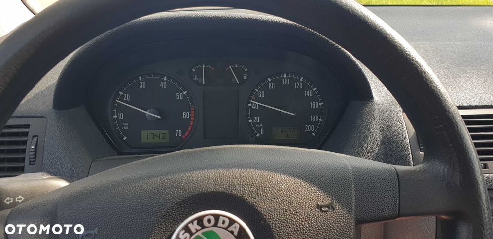 Skoda Fabia - 4
