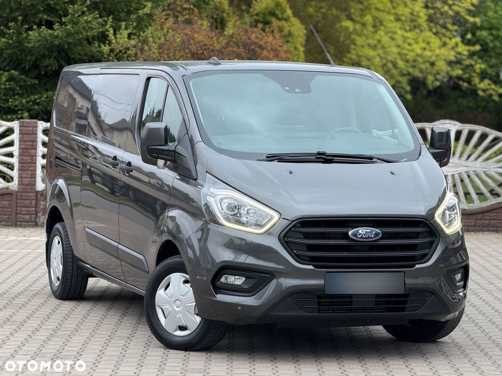 Ford TRANSIT CUSTOM - 1