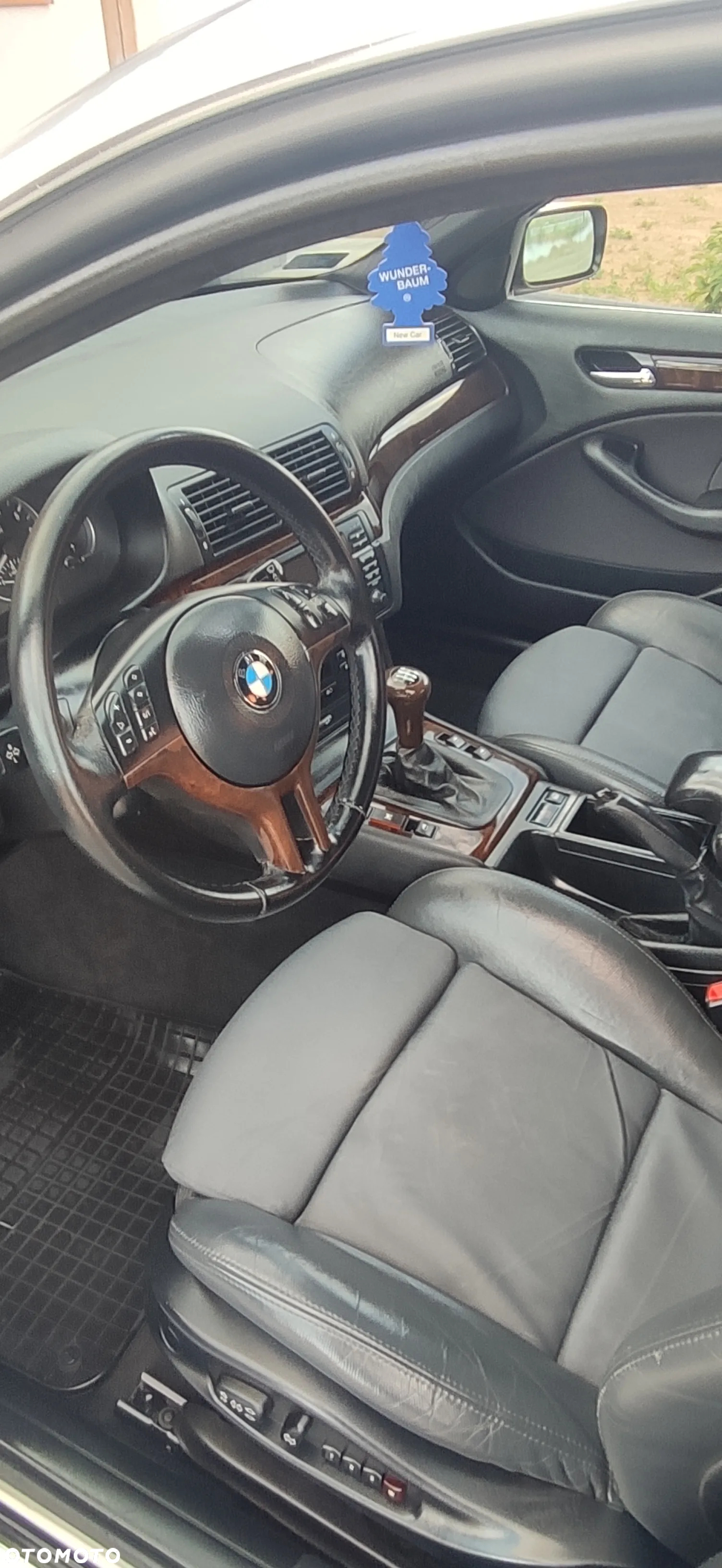 BMW Seria 3 330xi - 12