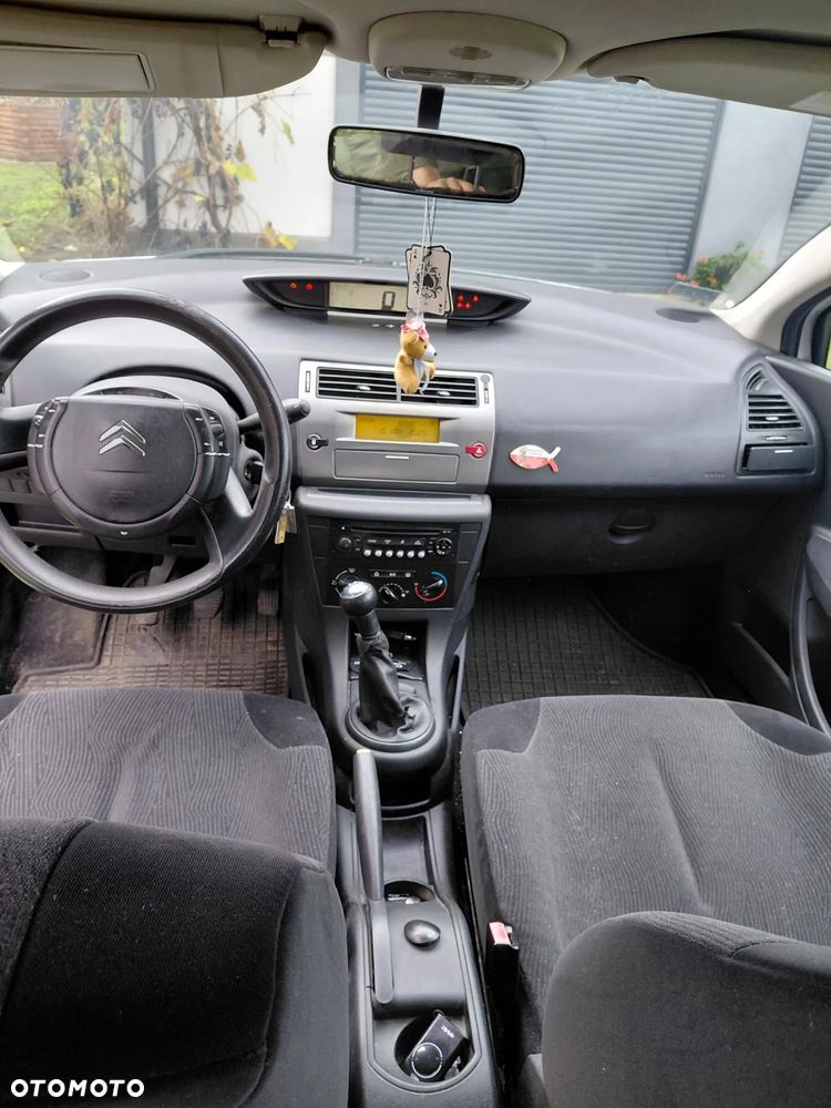 Citroën C4 1.6 HDi Style - 6