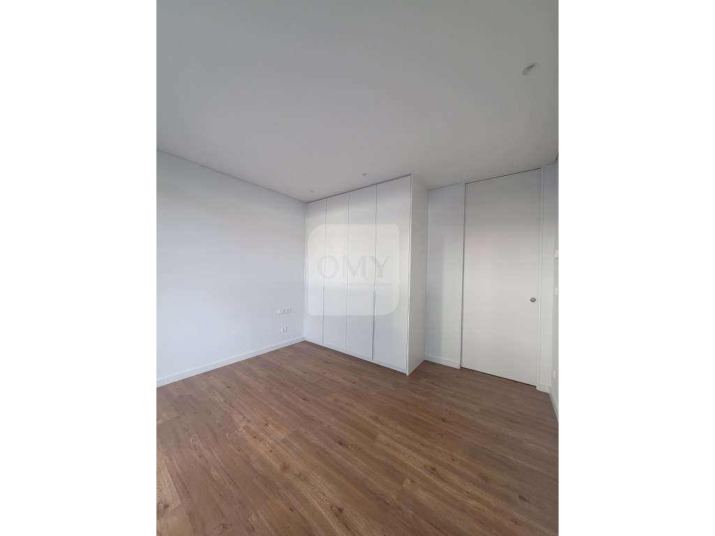 Apartamento T1 Novo Junto ao Trofa Saúde em Vila Real - Grande imagem: 5/10