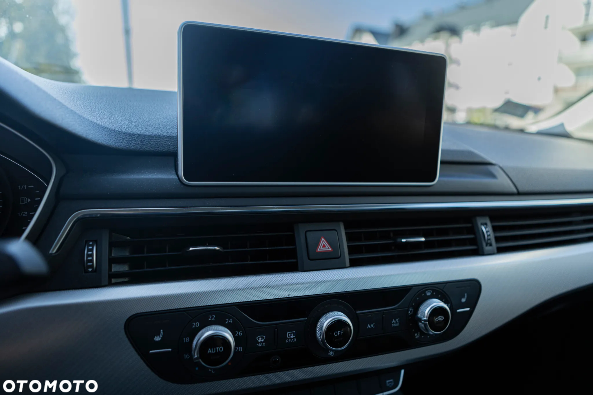 Audi A4 2.0 TDI S tronic - 15