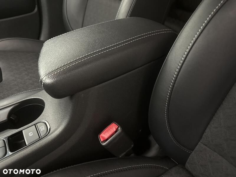 Kia Niro 1.6 GDI Hybrid L Business Line - 20