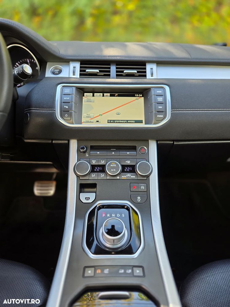 Land Rover Range Rover Evoque - 16
