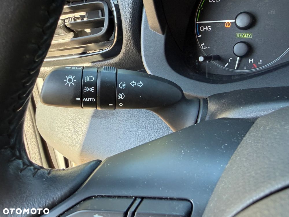 Toyota Yaris Hybrid 1.5 Comfort - 27