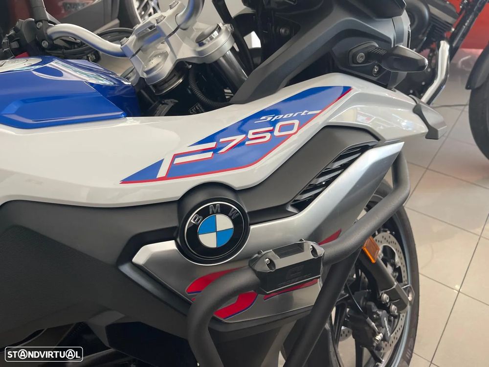 BMW F 750 GS - 10