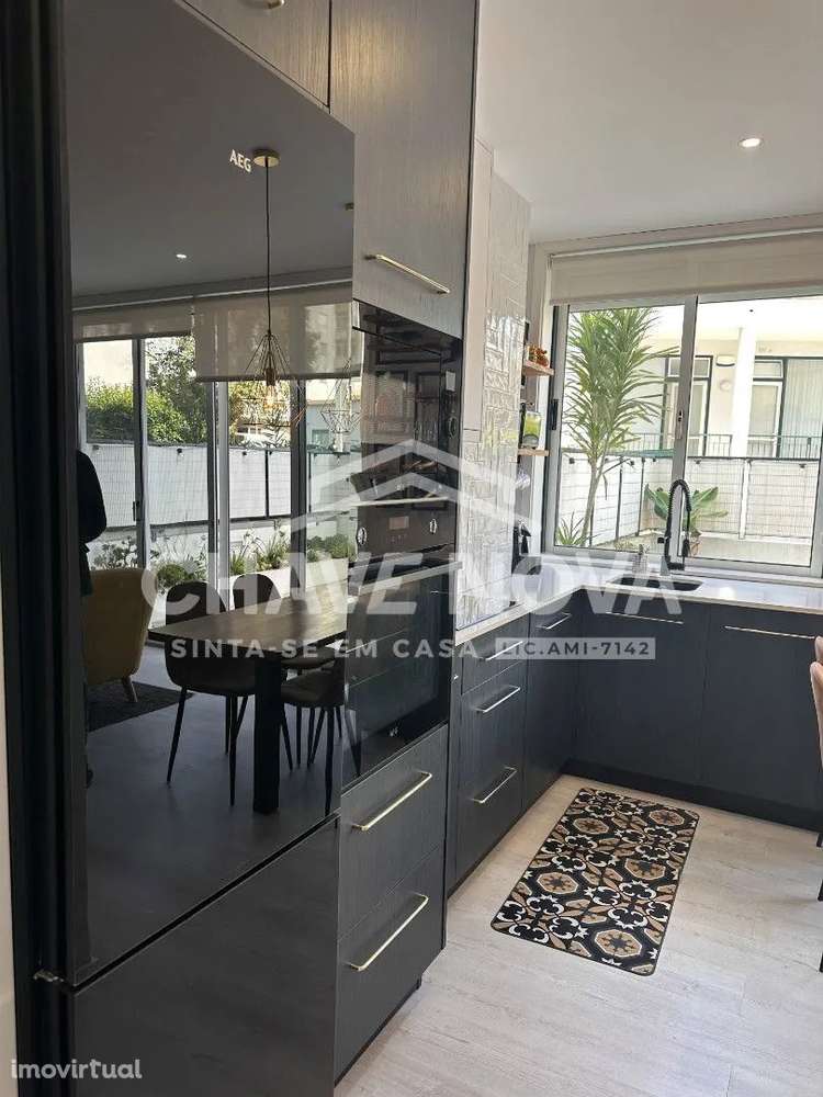 Apartamento T1 com terraço de 35 m2 em Leça da Palmeira - Grande imagem: 3/22