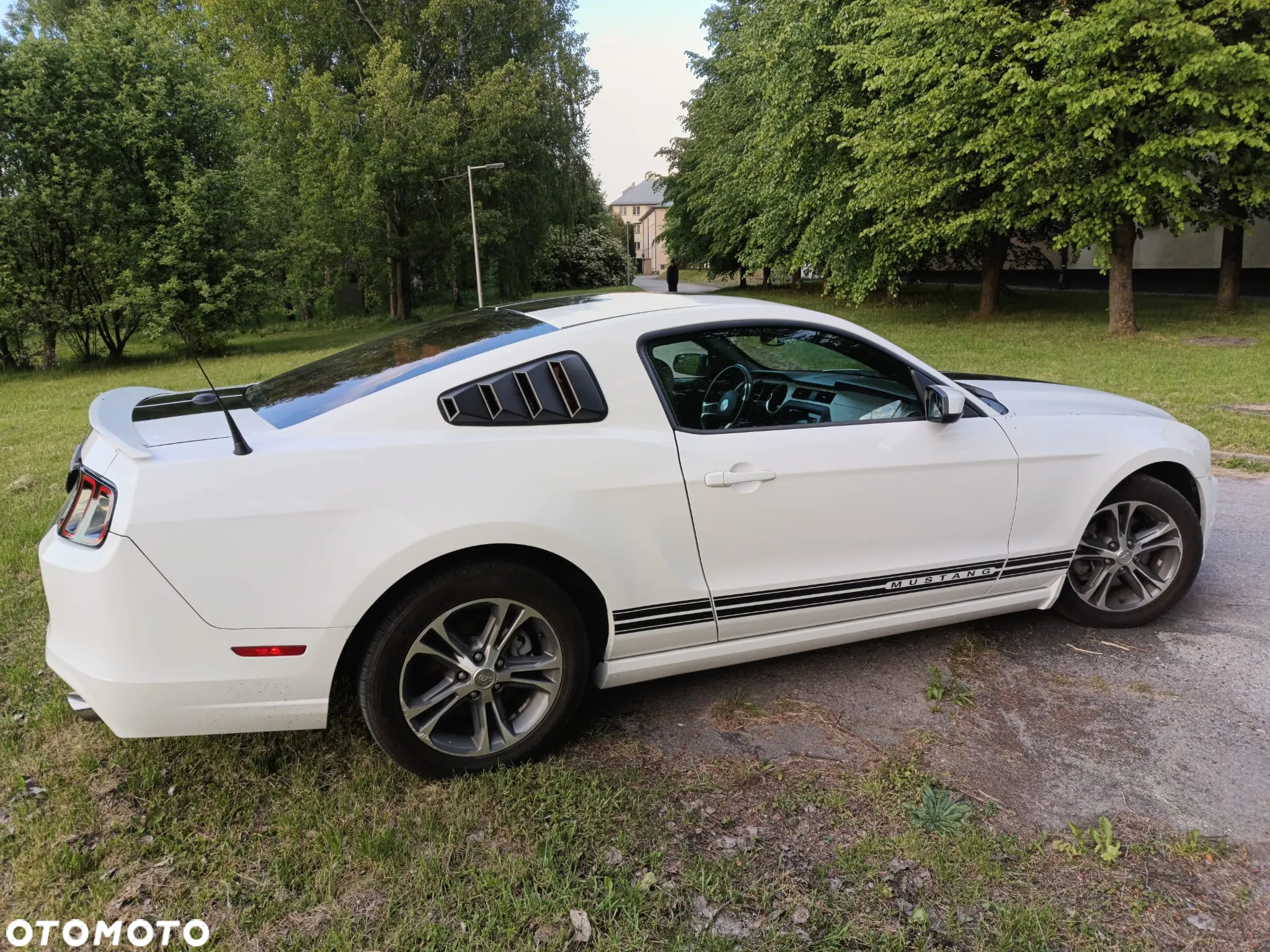 Ford Mustang 3.7 V6 Premium - 26