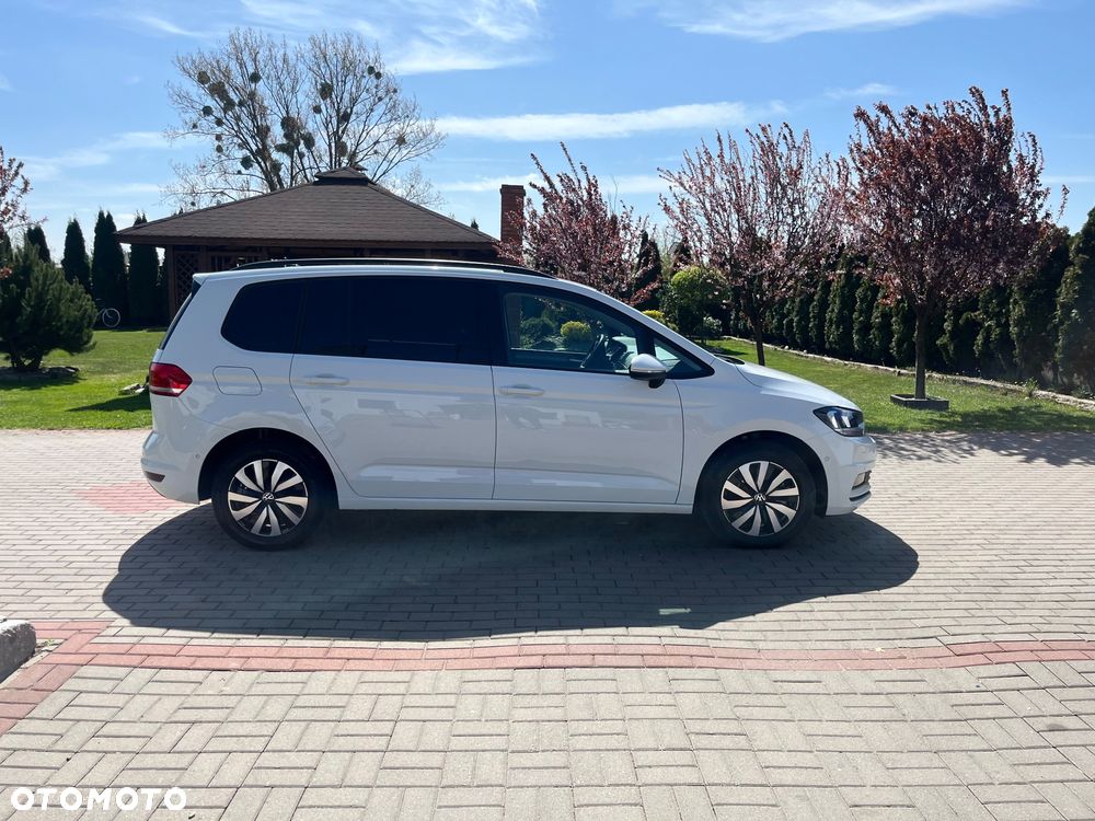 Volkswagen Touran 2.0 TDI SCR DSG ACTIVE - 14