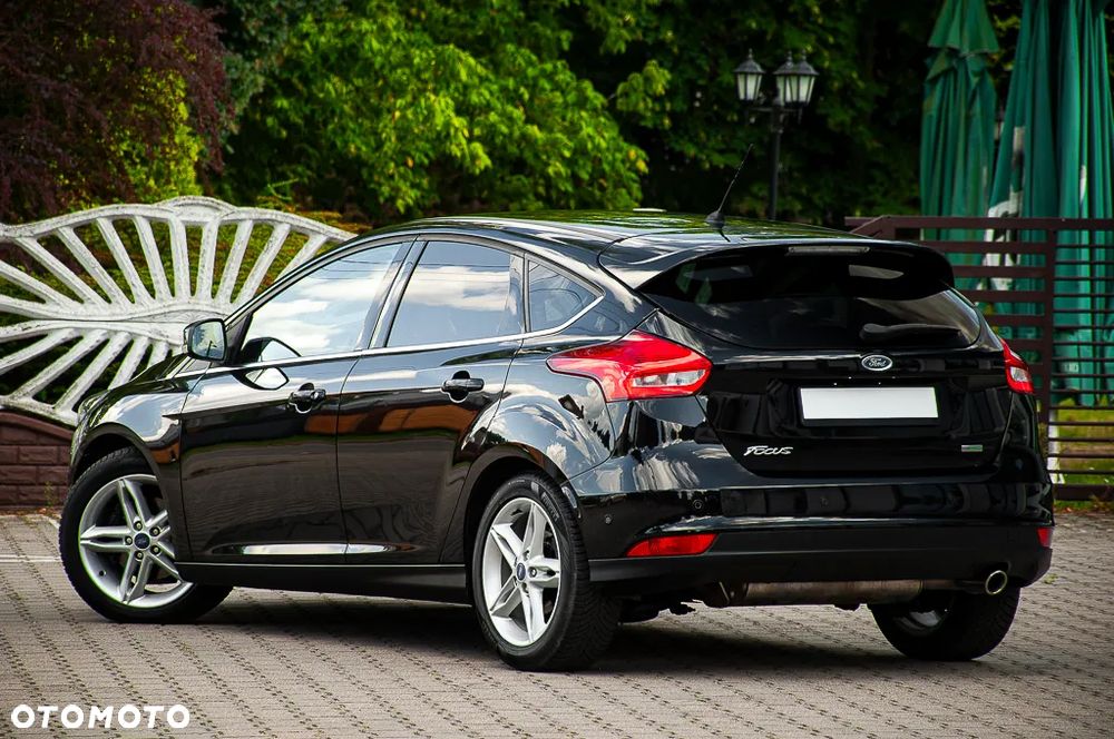Ford Focus - 37