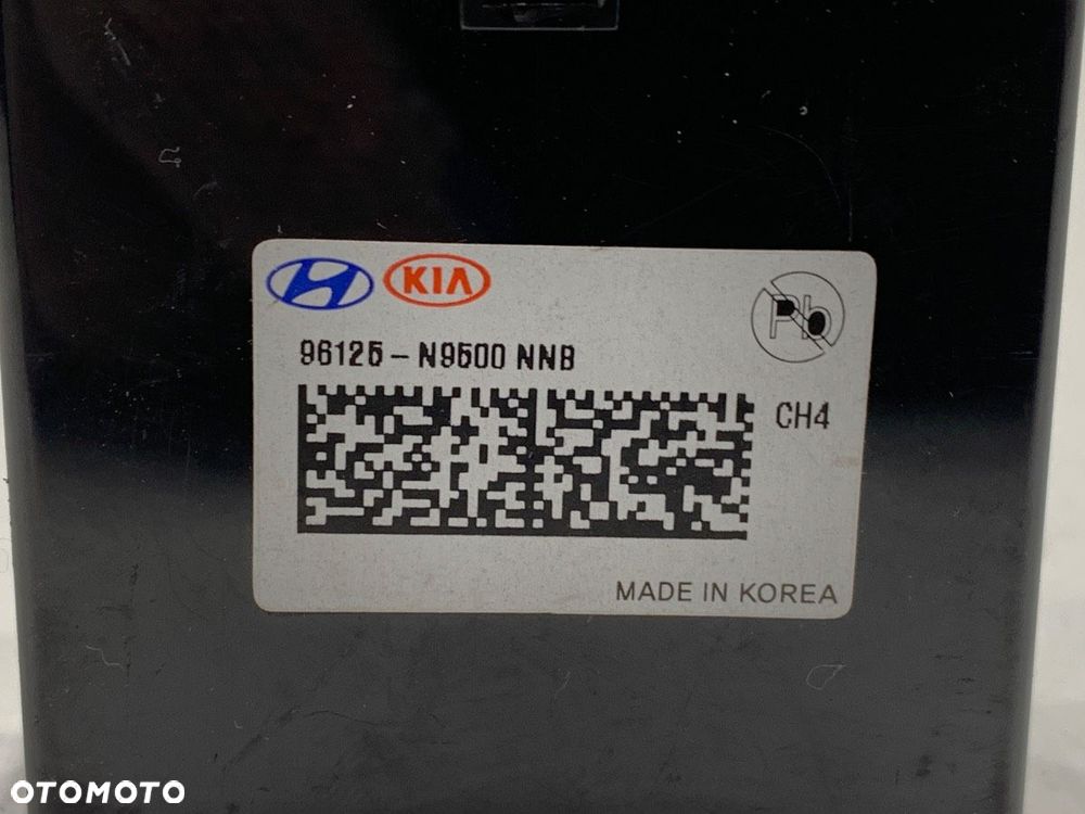 GNIAZDO USB  HYUNDAI TUCSON (NX4E, NX4A) 2020 - 2022 1.6 T-GDi 110 kW [150 KM] benzyna 2021 - 2022 - 3