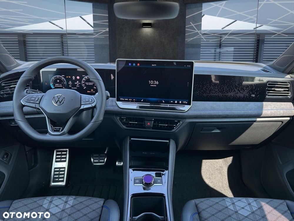 Volkswagen Tiguan - 13