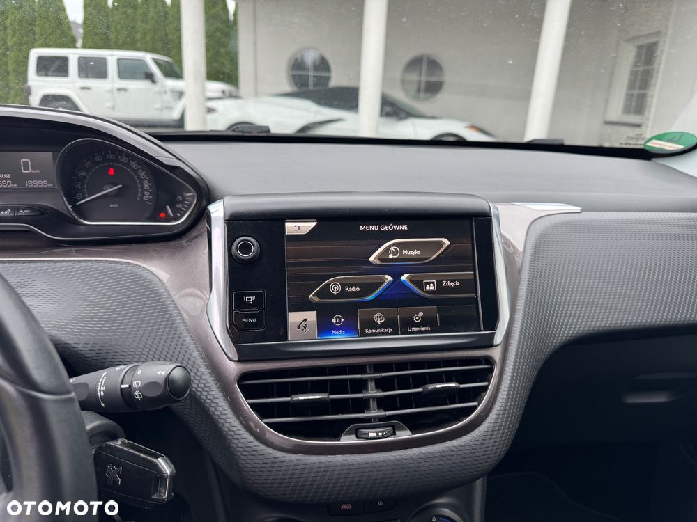 Peugeot 2008 120 VTI Allure - 14