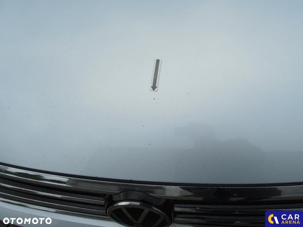 Volkswagen Passat - 38