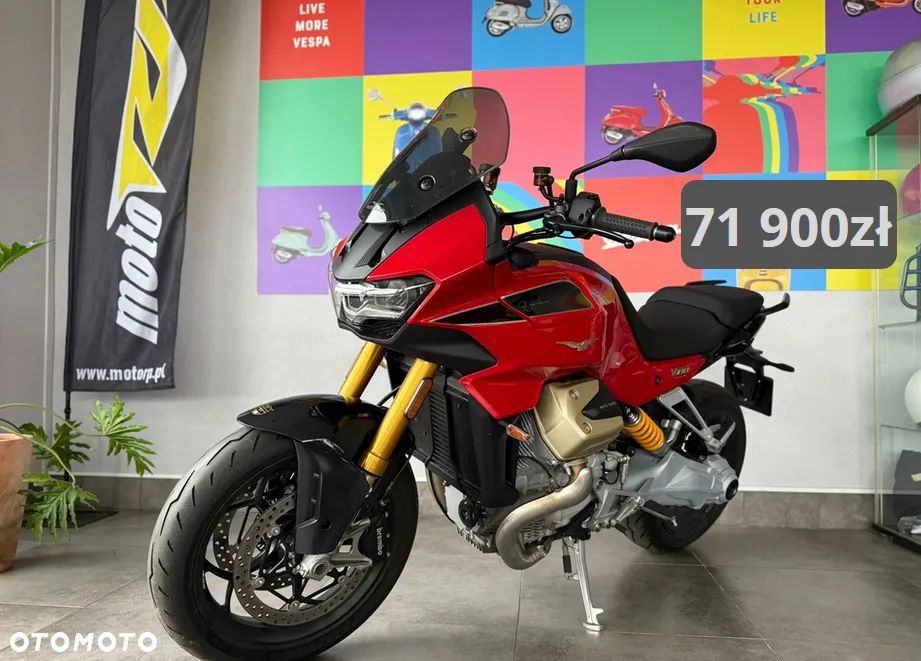 Moto Guzzi V100 Mandello - 1