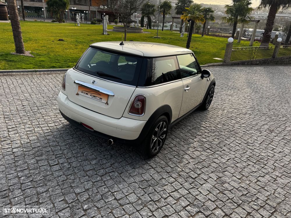 MINI 3 Portas Cooper D - 5