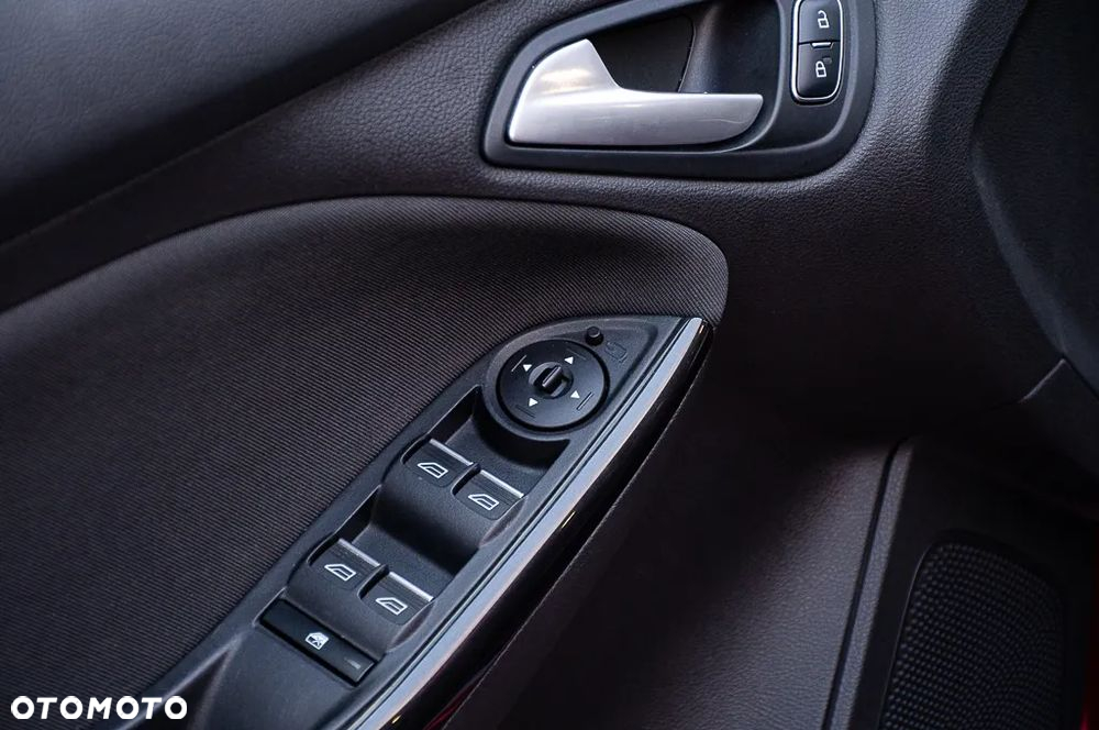 Ford Focus 2.0 TDCi Titanium ASS PowerShift - 35