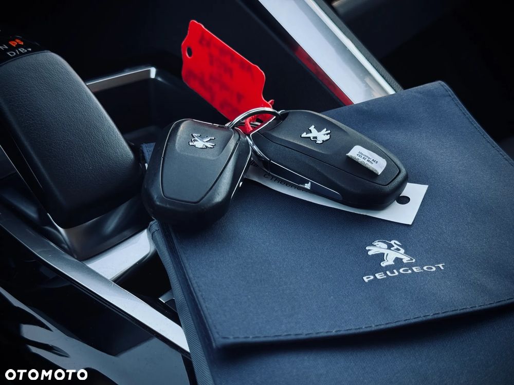 Peugeot 3008 1.6 PureTech Hybrid PHEV Allure Pack S&S EAT8 - 39