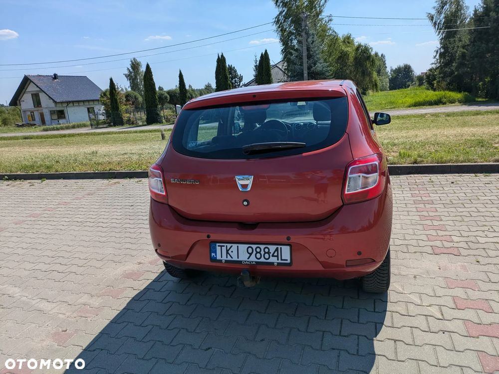 Dacia Sandero - 10