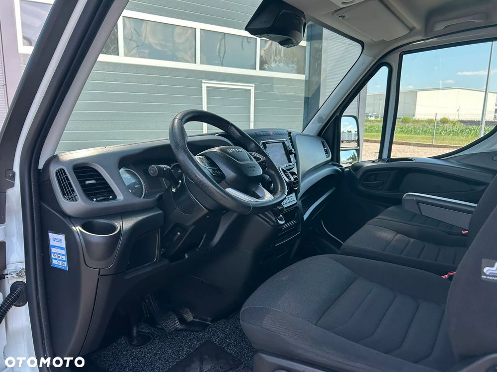 Iveco Daily 40C18 35C18 3.0 HPI Hi-Matic Kontener 8 palet + winda 1000kg + drzwi boczne **Kamera**Klima**LED**Super stan**2023R** - 13