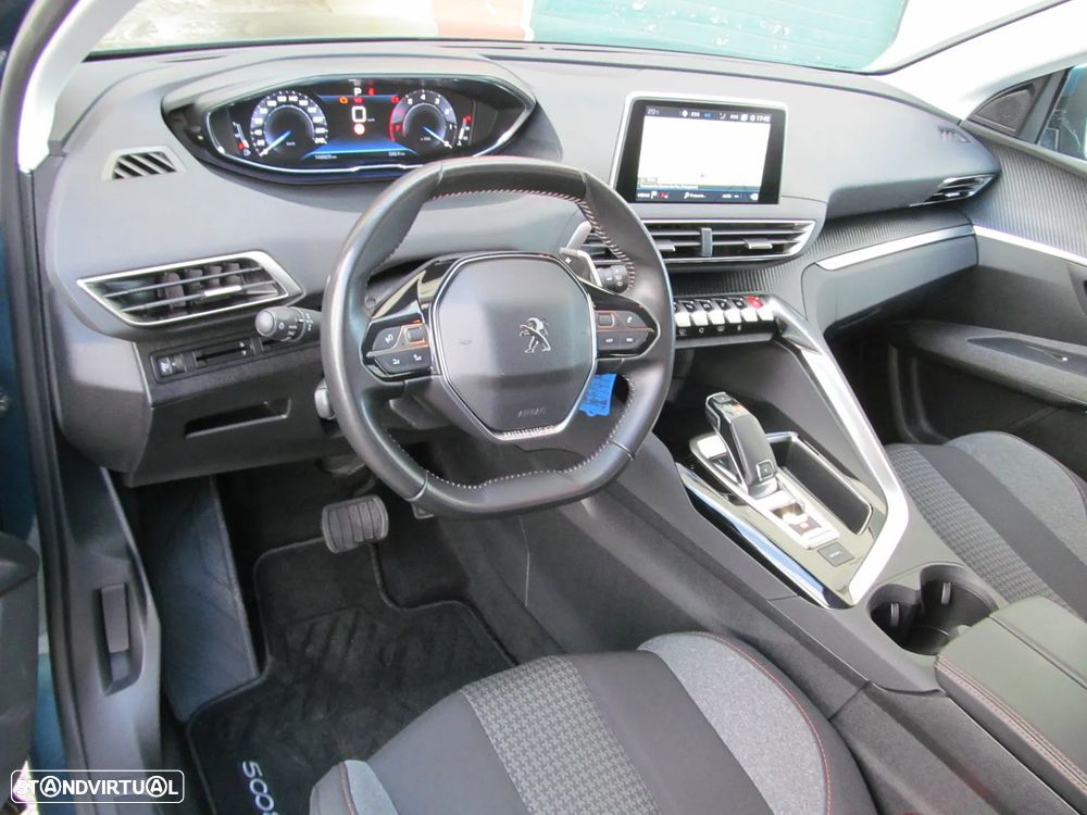 Peugeot 5008 - 3