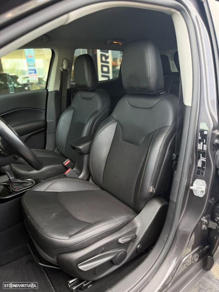 Jeep Compass 1.3 T Limited DCT - 15