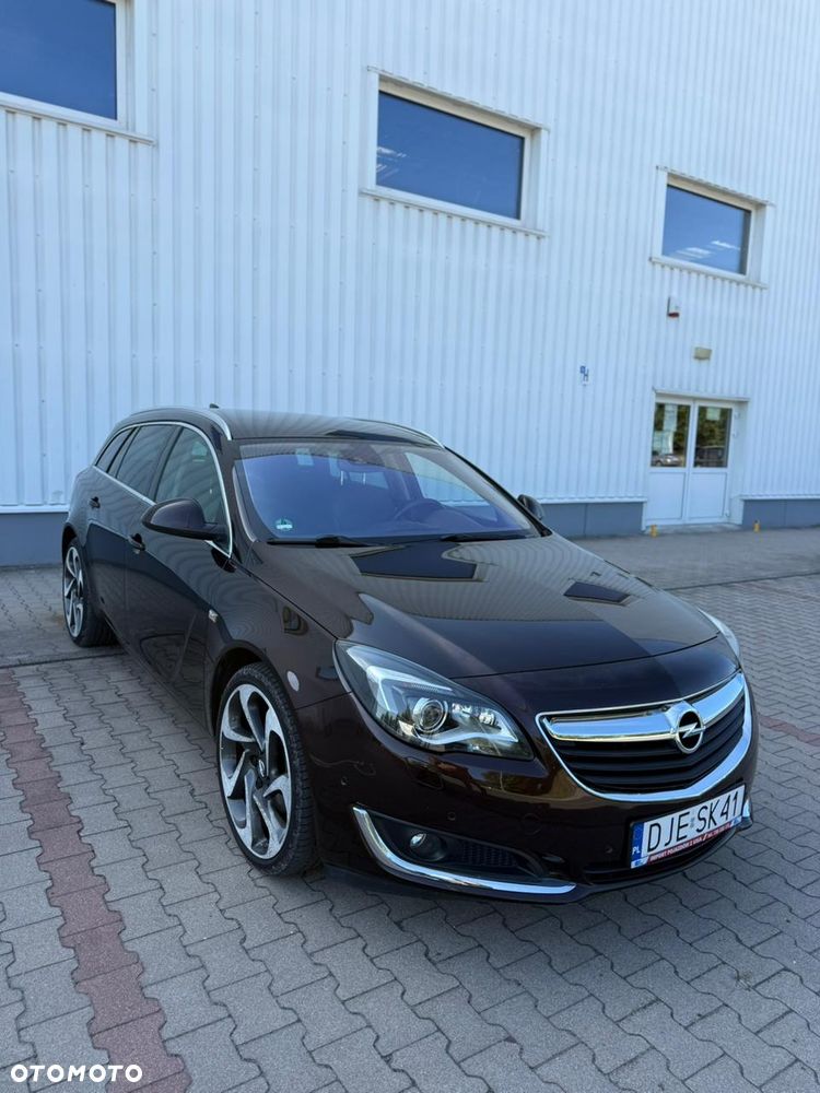 Opel Insignia - 1