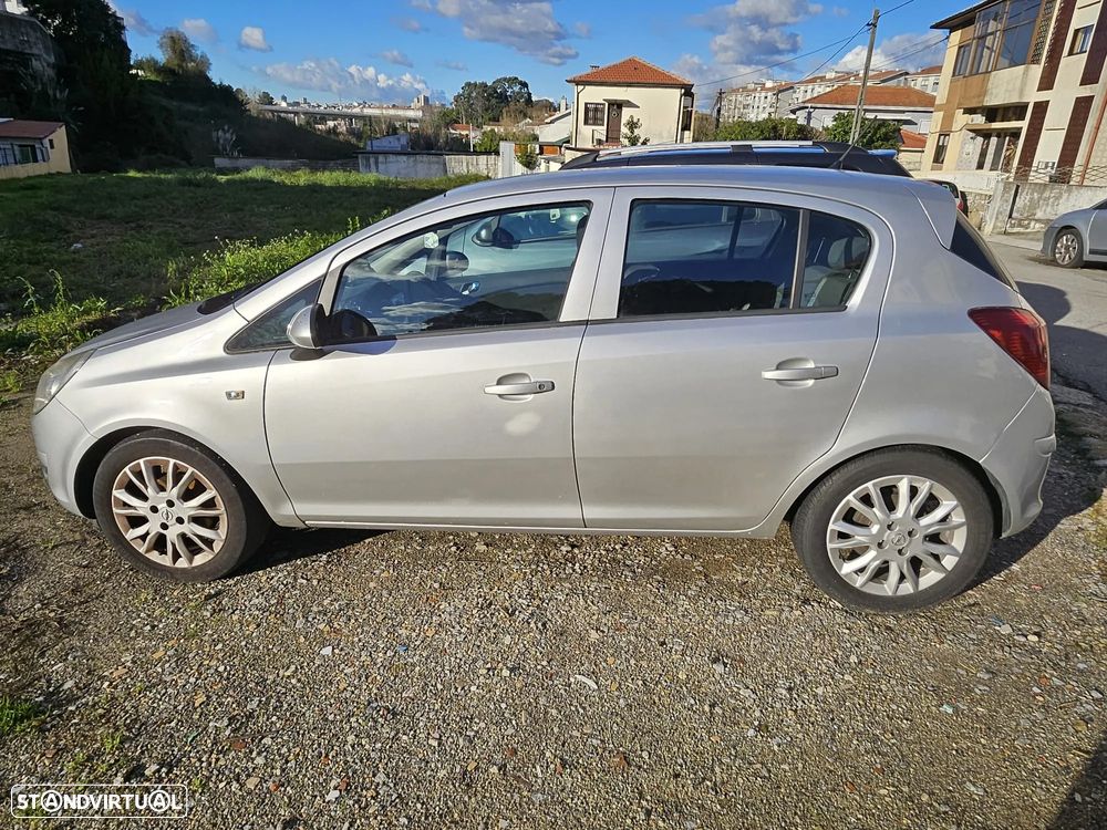 Opel Corsa 1.2 Enjoy - 2
