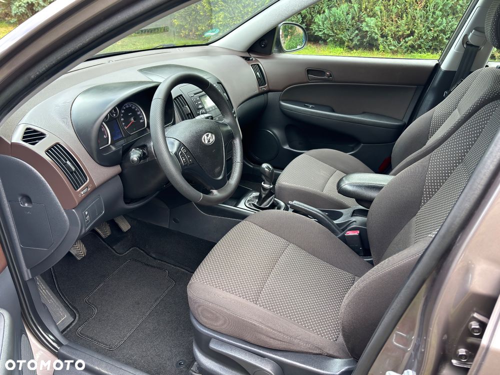 Hyundai i30 1.4 Edition Plus - 25