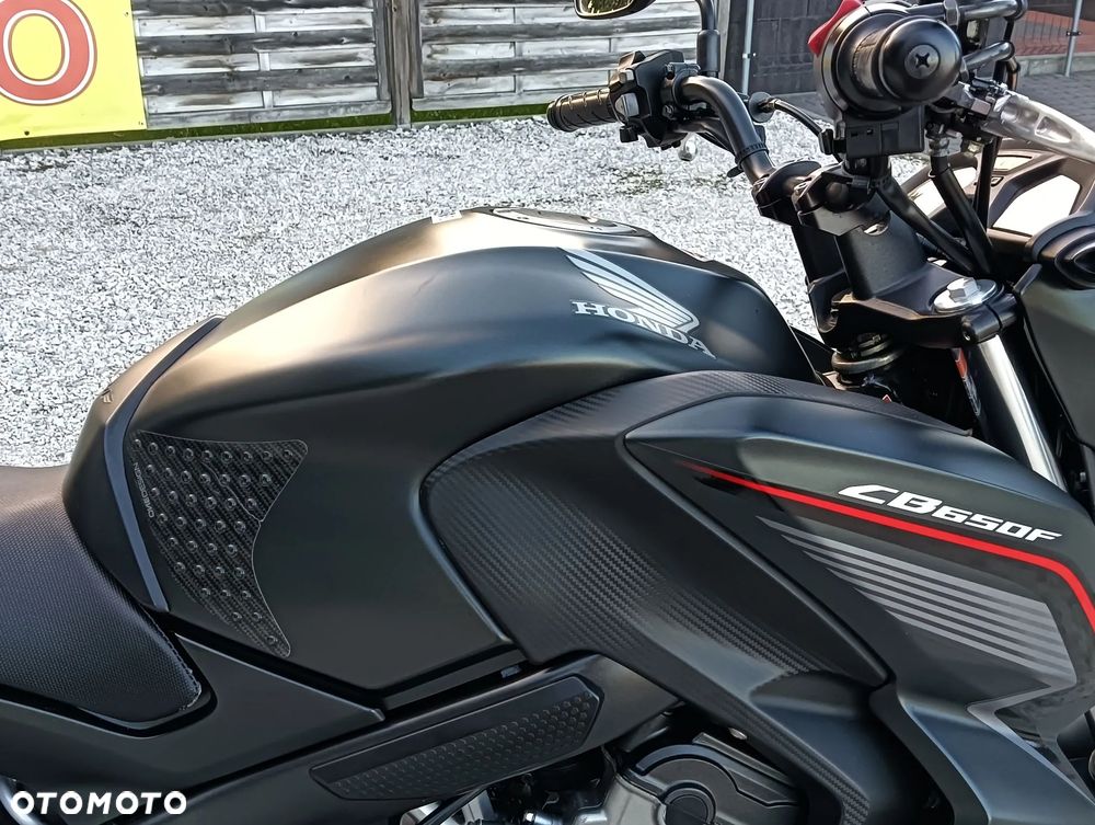 Honda CB - 15