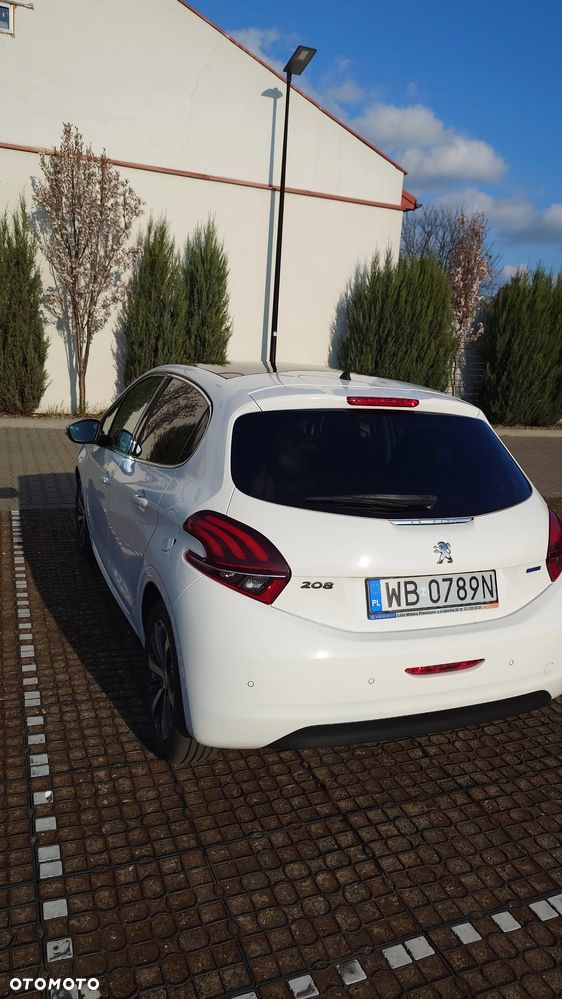 Peugeot 208 1.2 PureTech Allure - 3