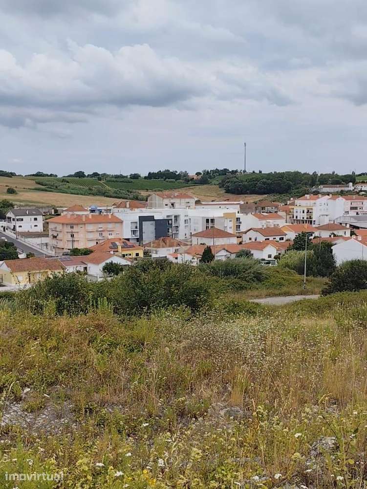 Oportunidade de investimento: terreno para construção de 8 fogos na Me - Grande imagem: 5/14