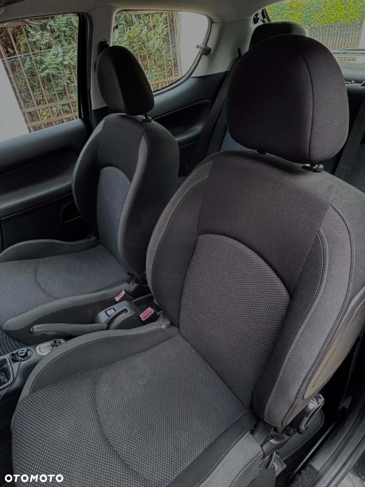 Peugeot 206 plus 75 - 27