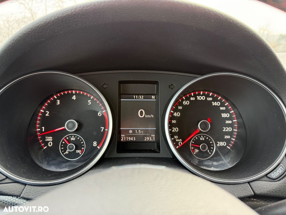 Volkswagen Golf 2.0 GTI DSG Edition 35 - 16