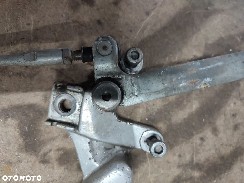 Set kierowcy, lewy przód, dźwignia zmiany biegów Yamaha TRX 850 - 3